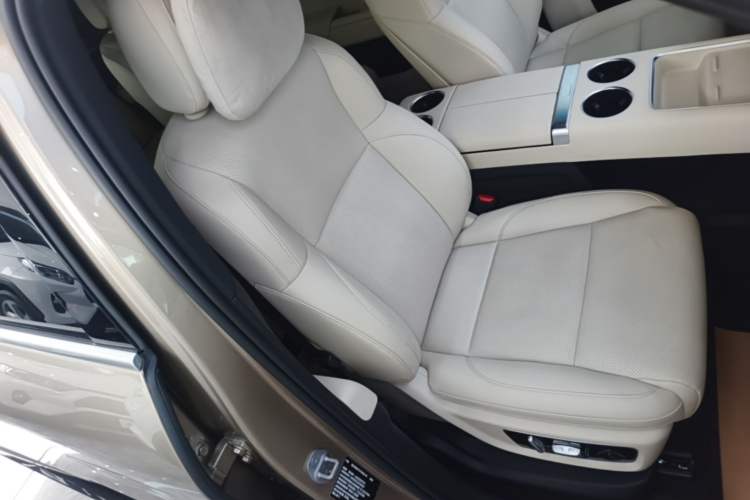 Used Li Auto L9 2022 Max model Right Front Seat