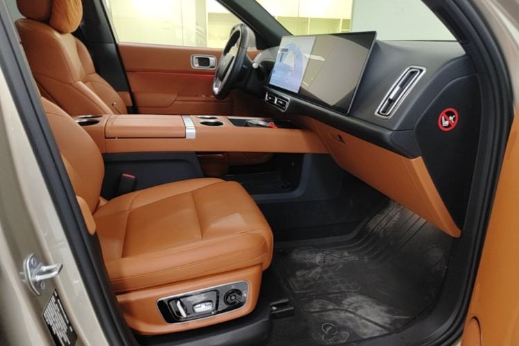 Used Li Auto L9 2022 Max model Right Front Seat