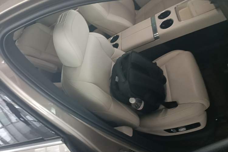 Used Li Auto L9 2022 Max model Right Front Seat