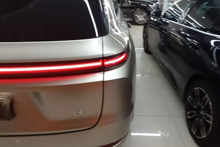 Used Li Auto L9 2022 Max model Right Rear Taillight
