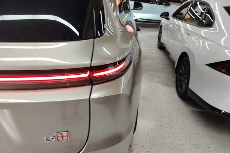 Used Li Auto L9 2022 Max model Right Rear Taillight