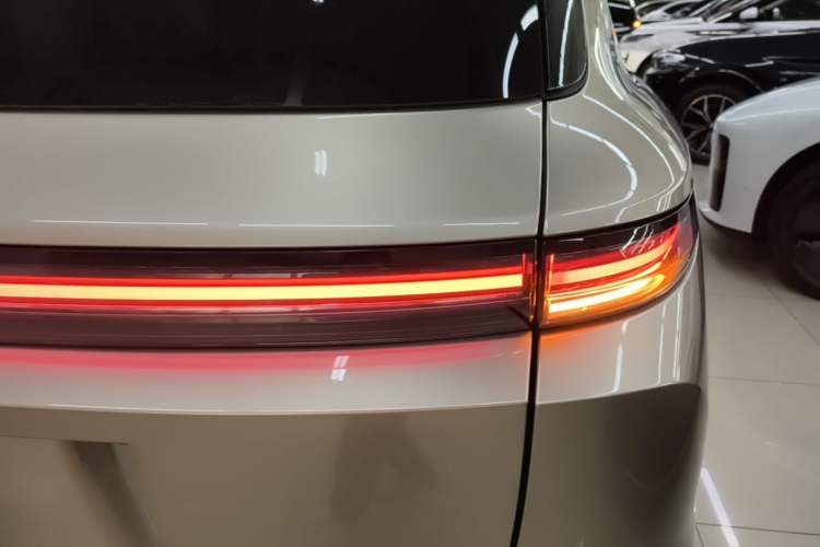 Used Li Auto L9 2022 Max model Right Rear Taillight