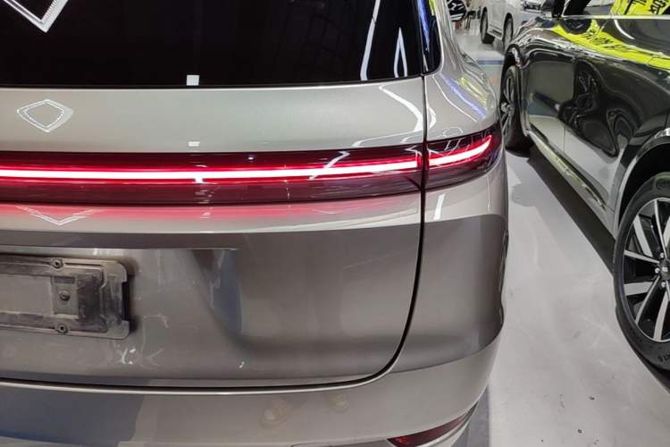 Used Li Auto L9 2022 Max model Right Rear Taillight