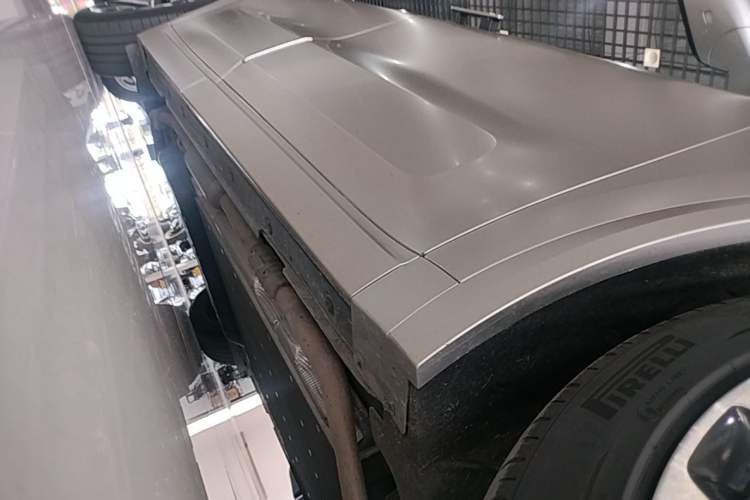 Used Li Auto L9 2022 Max model Right Side Sill