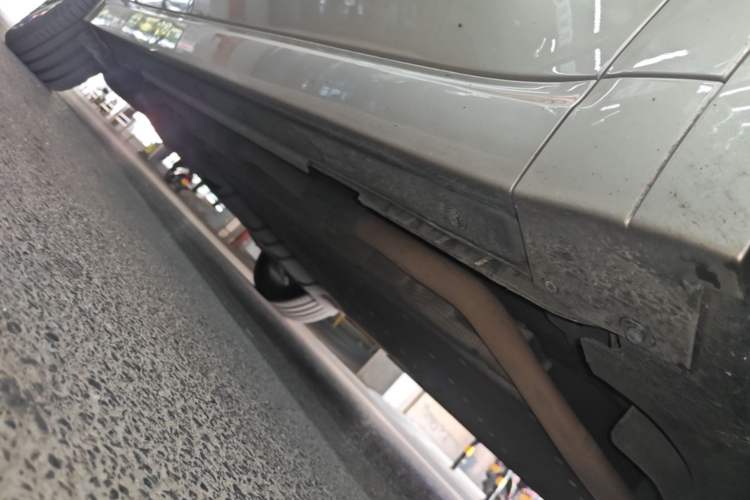Used Li Auto L9 2022 Max model Right Side Sill
