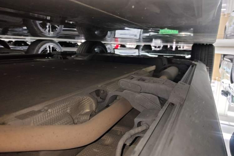 Used Li Auto L9 2022 Max model Right Side Sill