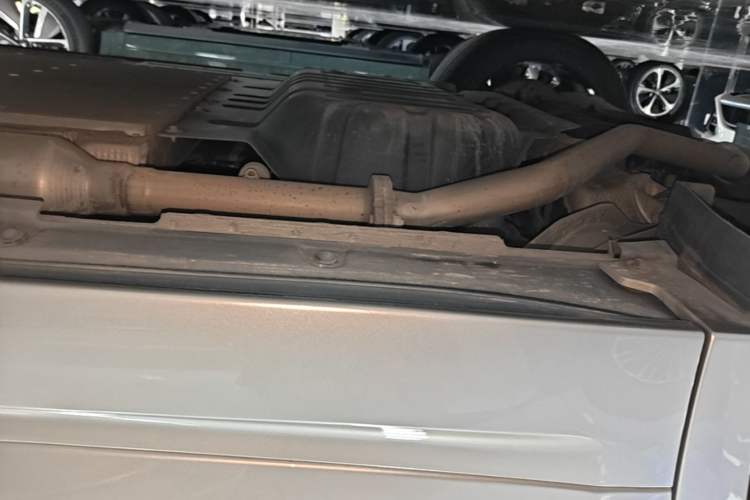 Used Li Auto L9 2022 Max model Right Side Sill