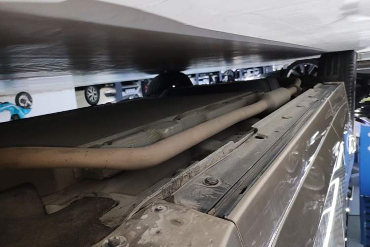 Used Li Auto L9 2022 Max model Right Side Sill