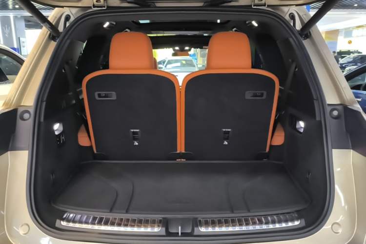 Used Li Auto L9 2022 Max model Trunk