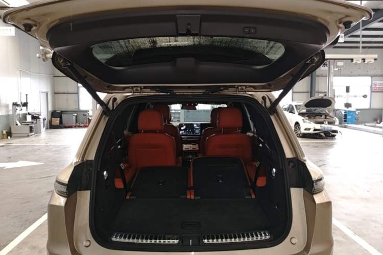 Used Li Auto L9 2022 Max model Trunk
