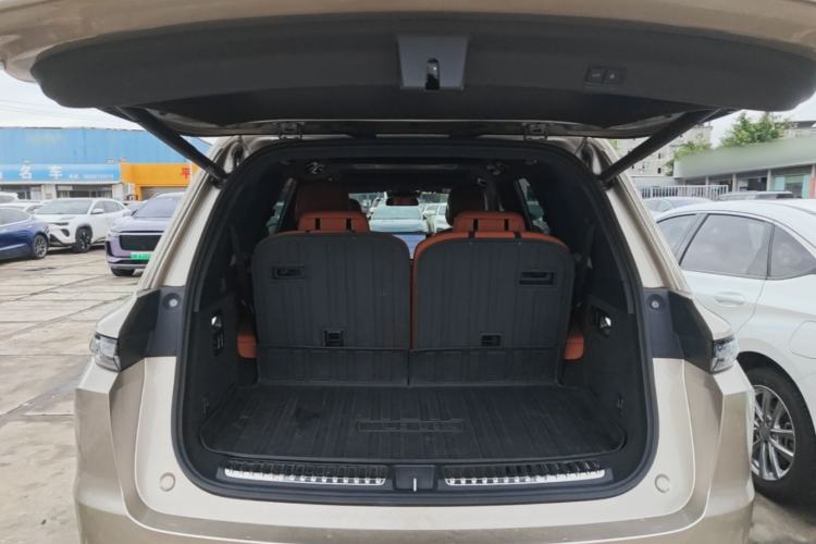 Used Li Auto L9 2022 Max model Trunk