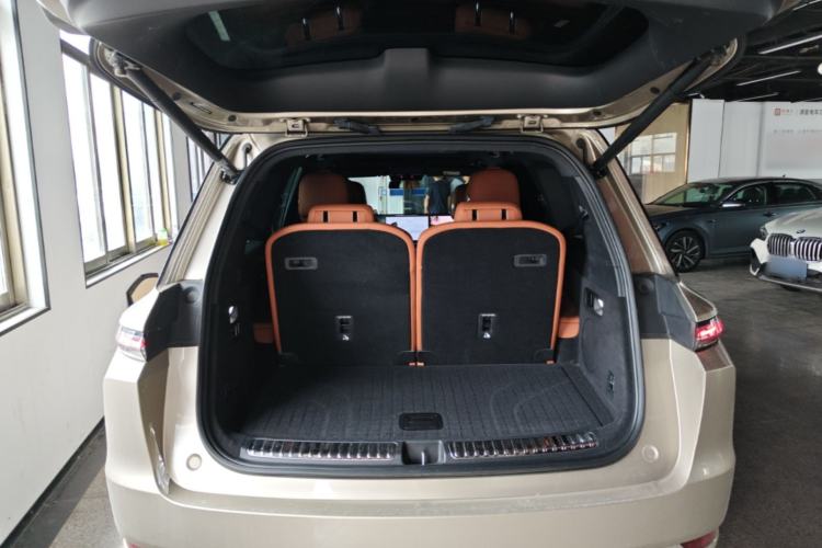 Used Li Auto L9 2022 Max model Trunk
