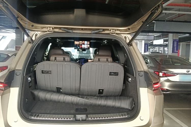 Used Li Auto L9 2022 Max model Trunk