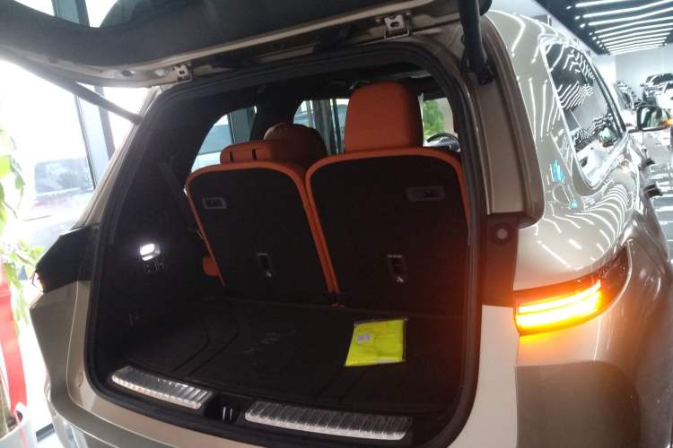 Used Li Auto L9 2022 Max model Trunk