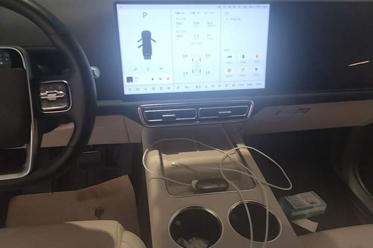 Used Li Auto L9 2022 Max model Audio And AC Panel
