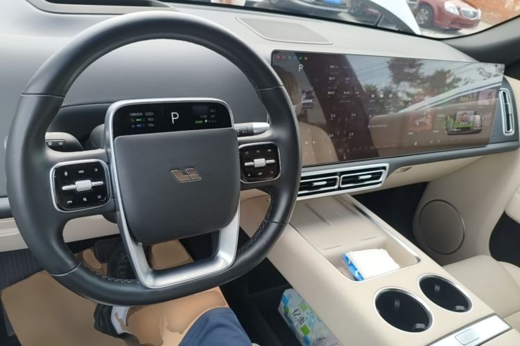 Used Li Auto L9 2022 Max model Center Console