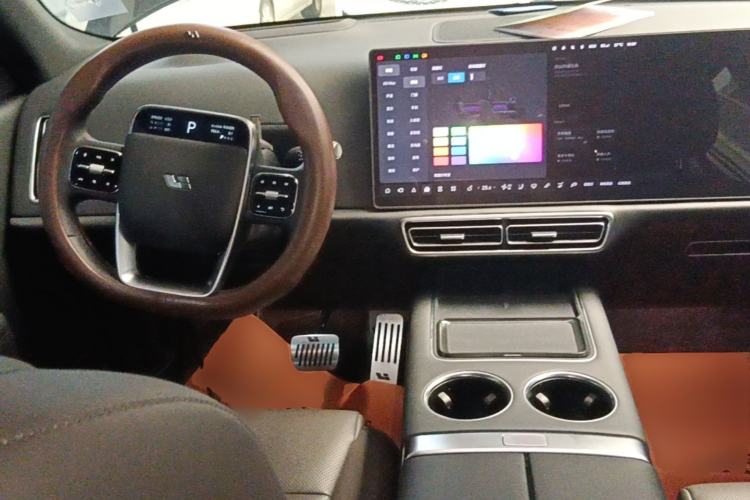 Used Li Auto L9 2022 Max model Center Console