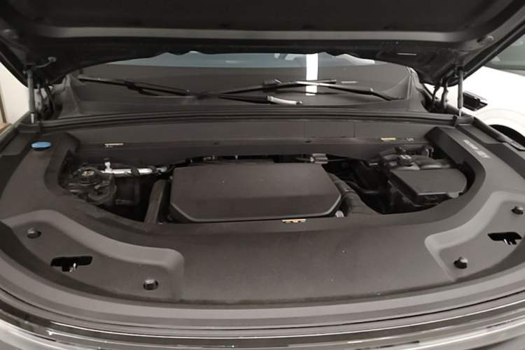 Used Li Auto L9 2022 Max model Engine Bay