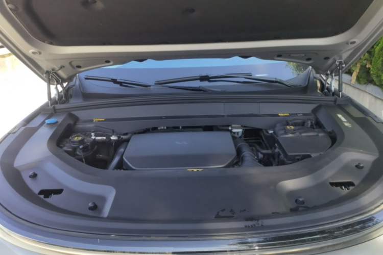 Used Li Auto L9 2022 Max model Engine Bay