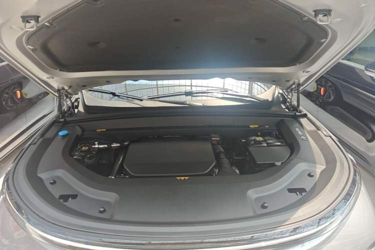 Used Li Auto L9 2022 Max model Engine Bay