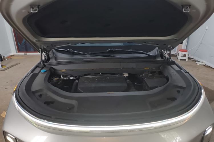 Used Li Auto L9 2022 Max model Engine Bay