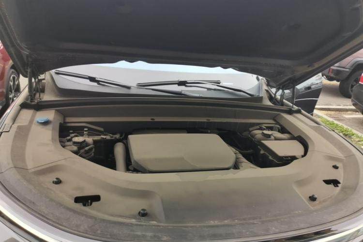 Used Li Auto L9 2022 Max model Engine Bay