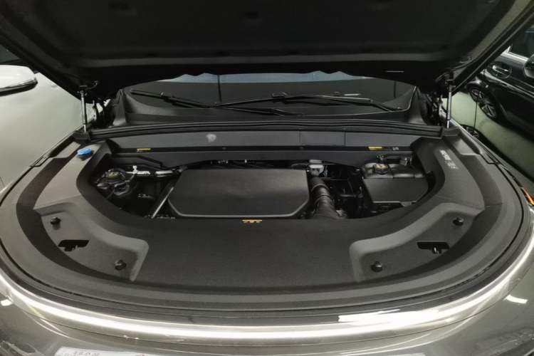 Used Li Auto L9 2022 Max model Engine Bay