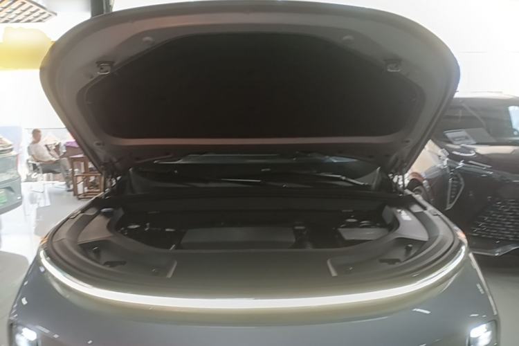 Used Li Auto L9 2022 Max model Engine Bay