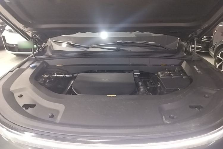 Used Li Auto L9 2022 Max model Engine Bay