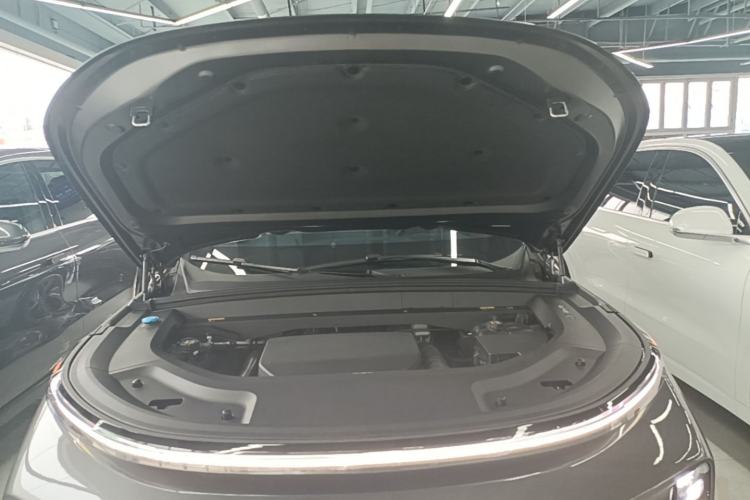 Used Li Auto L9 2022 Max model Engine Bay