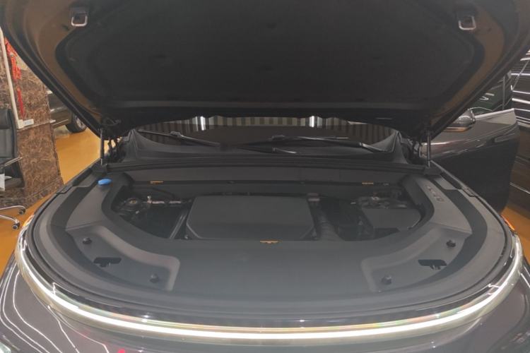 Used Li Auto L9 2022 Max model Engine Bay
