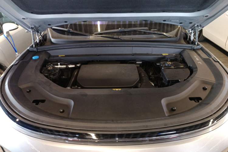 Used Li Auto L9 2022 Max model Engine Bay