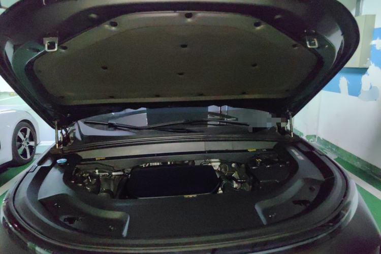 Used Li Auto L9 2022 Max model Engine Bay
