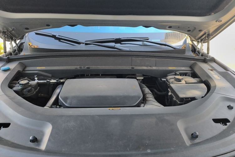 Used Li Auto L9 2022 Max model Engine Bay