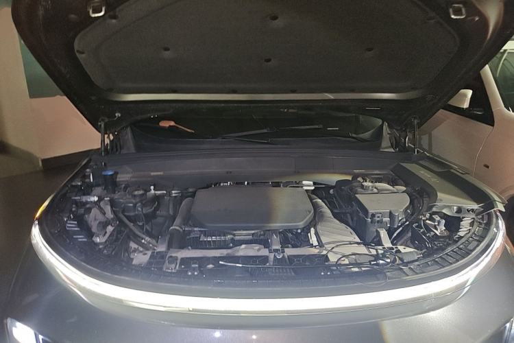 Used Li Auto L9 2022 Max model Engine Bay
