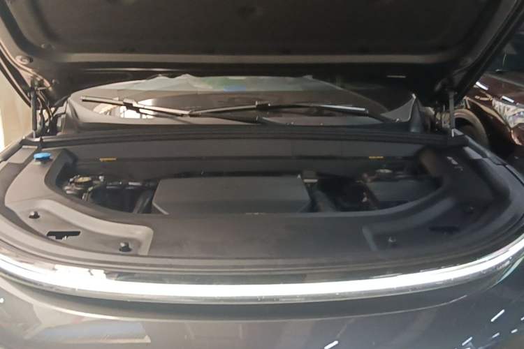 Used Li Auto L9 2022 Max model Engine Bay