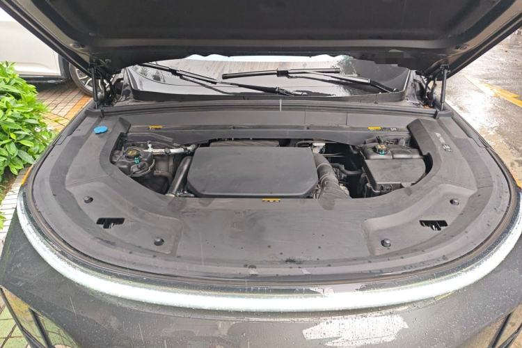 Used Li Auto L9 2022 Max model Engine Bay