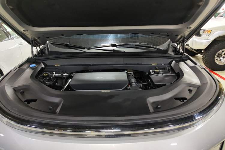 Used Li Auto L9 2022 Max model Engine Bay