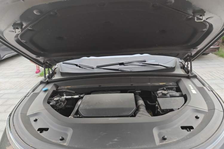 Used Li Auto L9 2022 Max model Engine Bay
