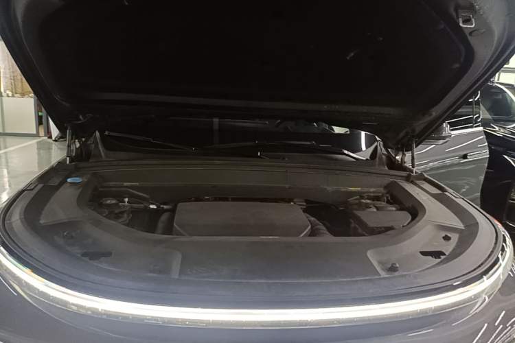 Used Li Auto L9 2022 Max model Engine Bay