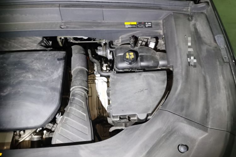 Used Li Auto L9 2022 Max model Engine Bay Left