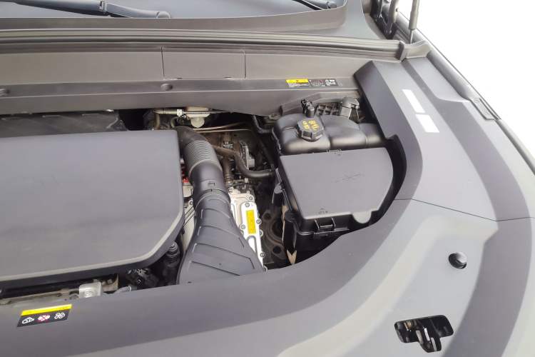 Used Li Auto L9 2022 Max model Engine Bay Left