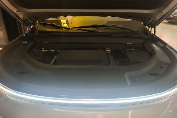 Used Li Auto L9 2022 Max model Engine Bay