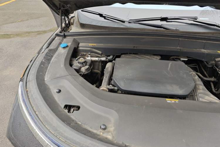 Used Li Auto L9 2022 Max model Engine Bay Right