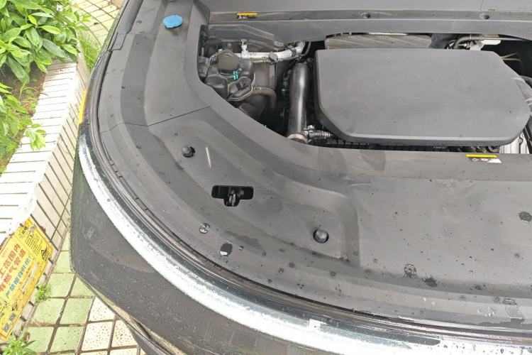 Used Li Auto L9 2022 Max model Engine Bay Right