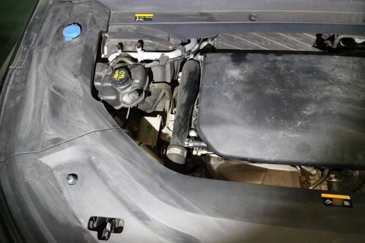 Used Li Auto L9 2022 Max model Engine Bay Right