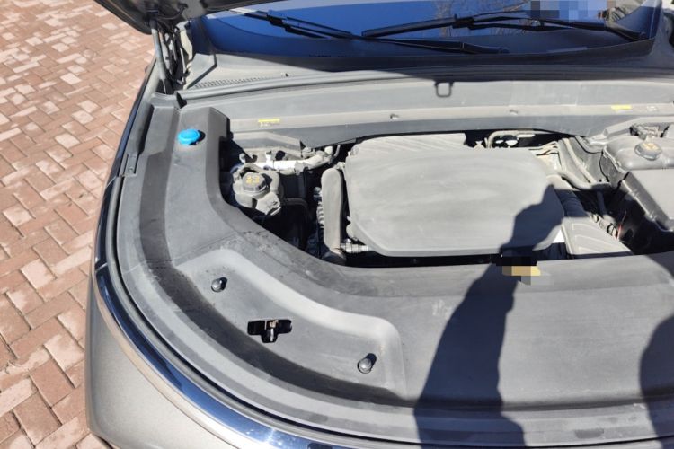 Used Li Auto L9 2022 Max model Engine Bay Right