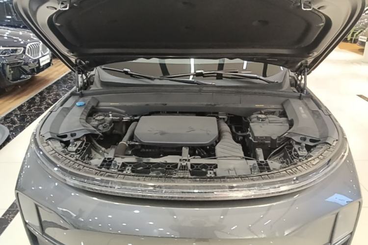 Used Li Auto L9 2022 Max model Engine Bay