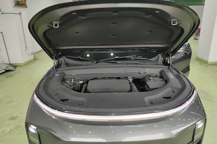 Used Li Auto L9 2022 Max model Engine Bay