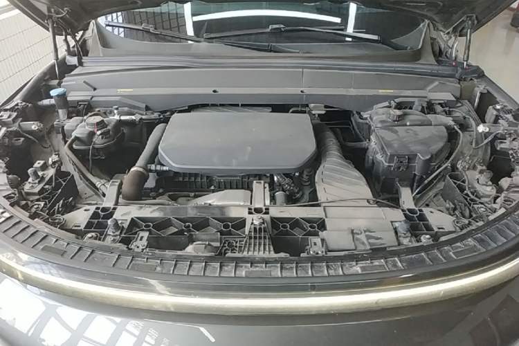 Used Li Auto L9 2022 Max model Engine Bay